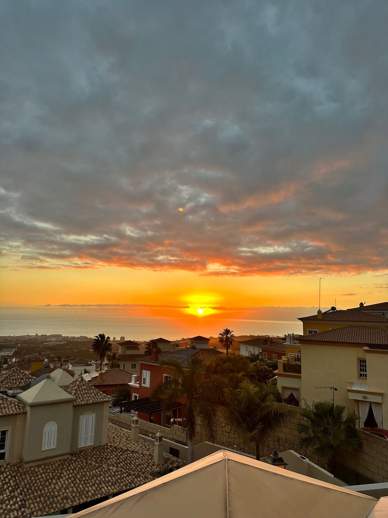 Chalet adosado en calle Armiche, 1 - Foto 1