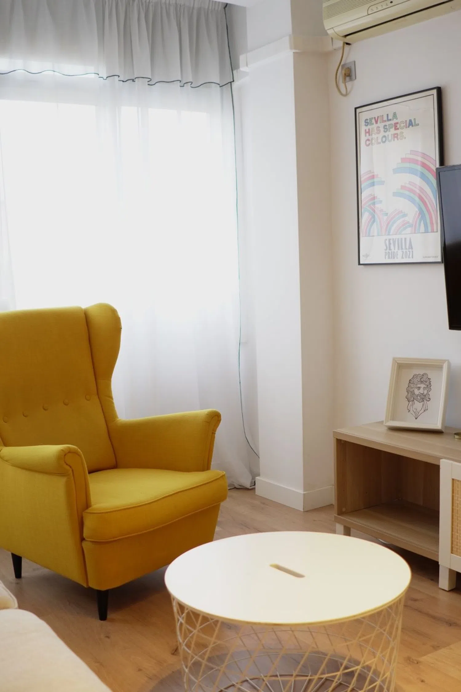 Piso en calle Higuera de la Sierra, 11 - Foto 2