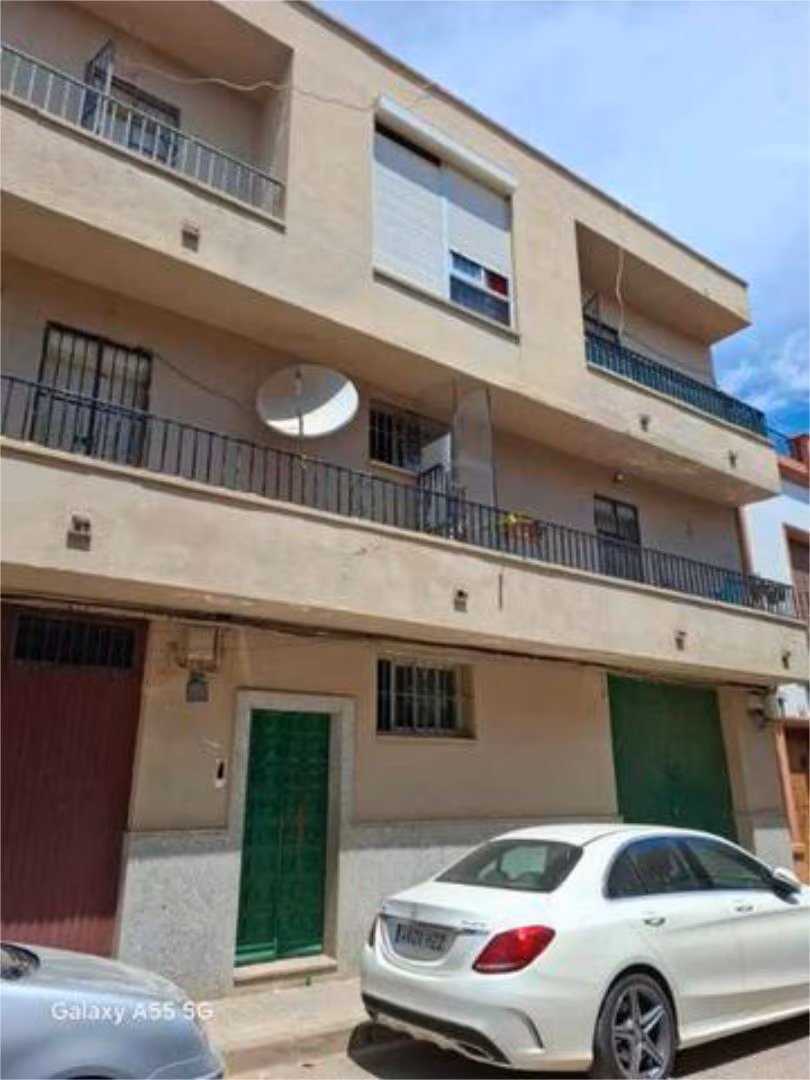 Piso en Valdezorras