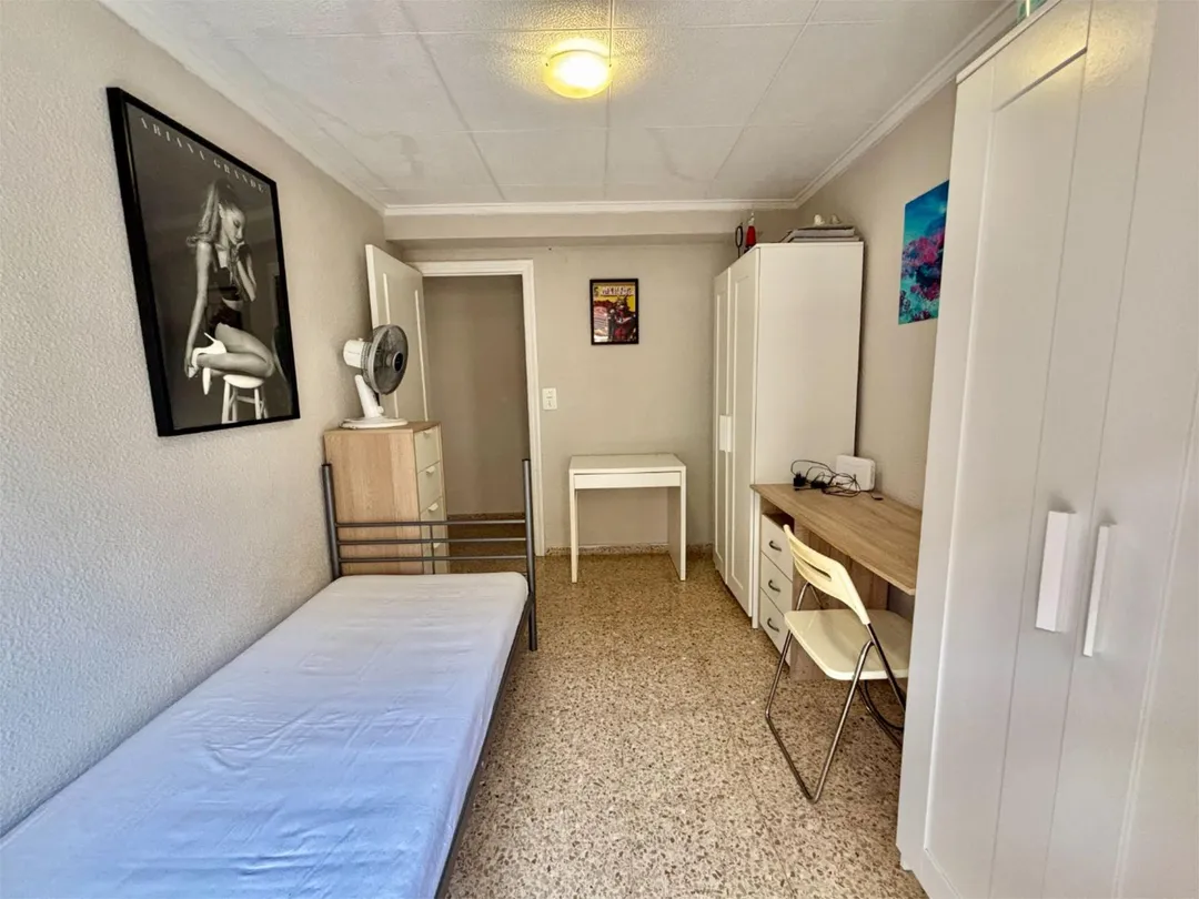 Piso en  Carrer Juan Sansano Ibarra 28 - Foto 8