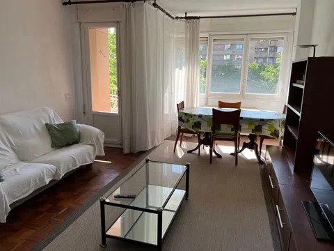 Piso en plaza Félix Huarte, 1