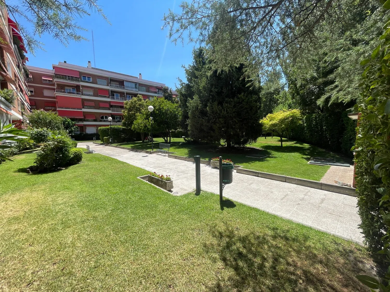 Piso en Barrio Ciudad Universitaria - Foto 2