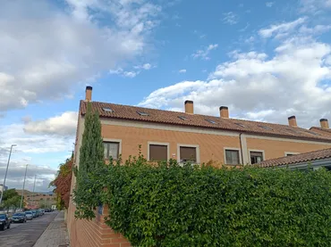 Chalet en  Calle Federica Montseny 13 - Foto 4