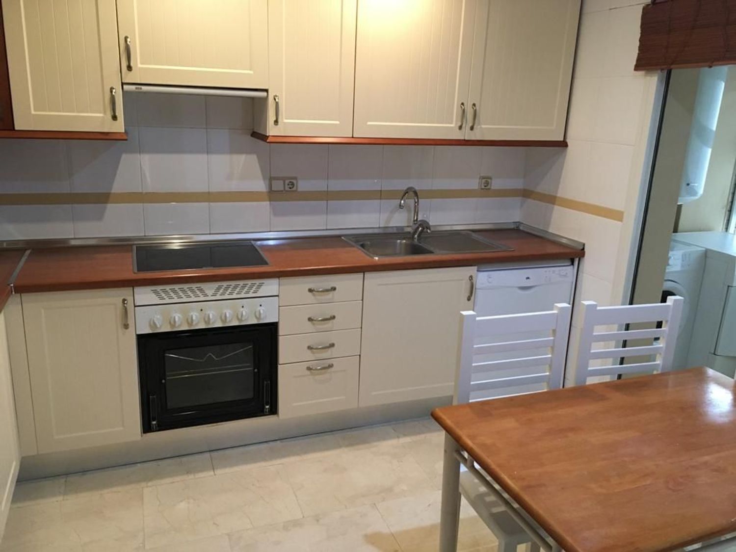 Chalet adosado en calle Britania, 36 - Foto 6