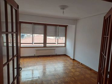 Piso en  Calle Julián Ceballos 23 - Foto 3