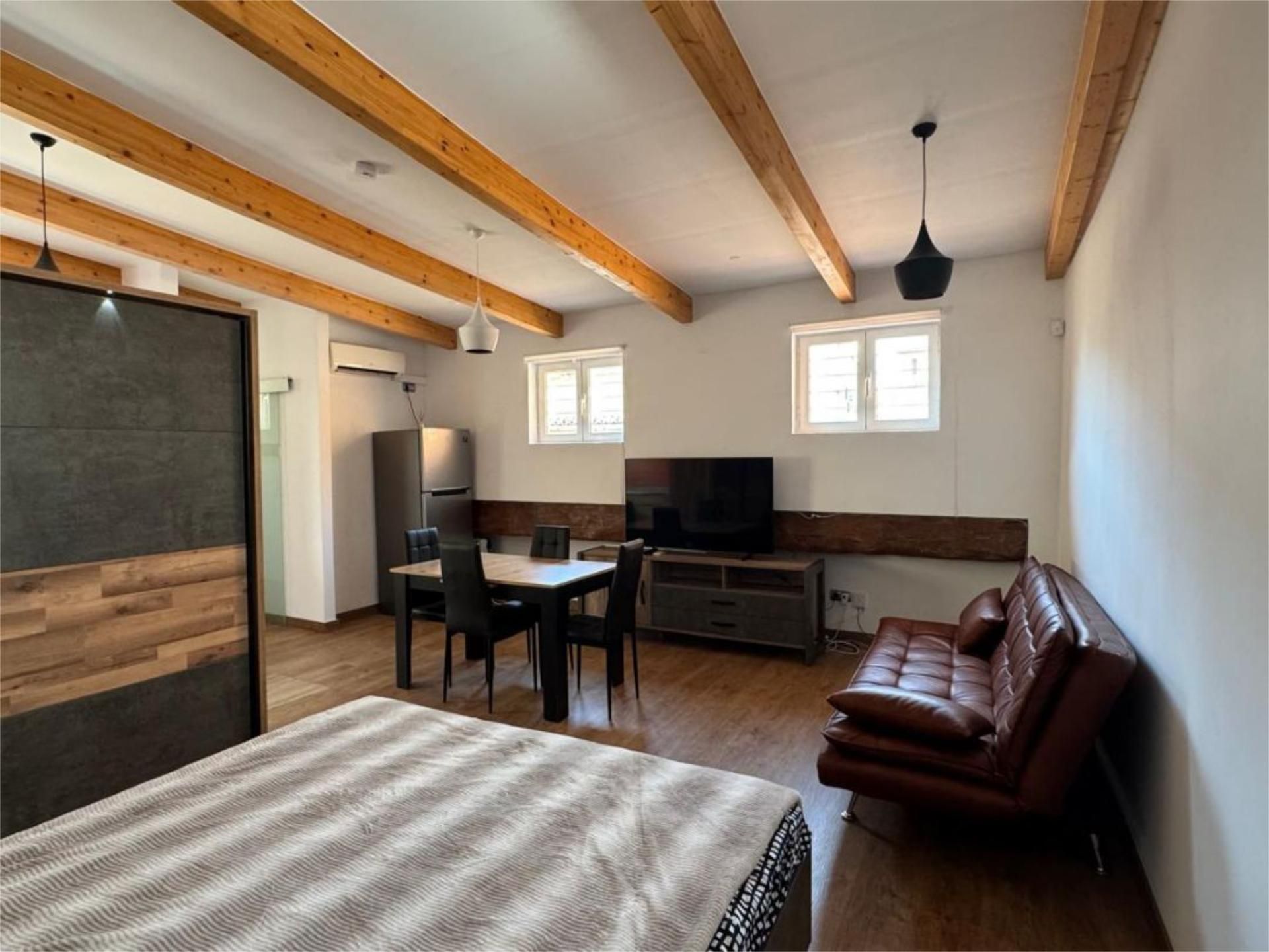 Piso en  Carrer d'En Bou 8 - Foto 3