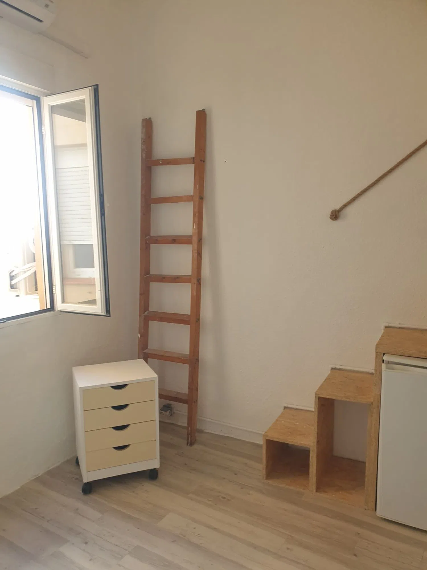 Estudio en calle del Olmo, 10 - Foto 4