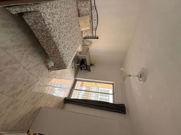 Piso en calle Arzobispo Guerrero, 1