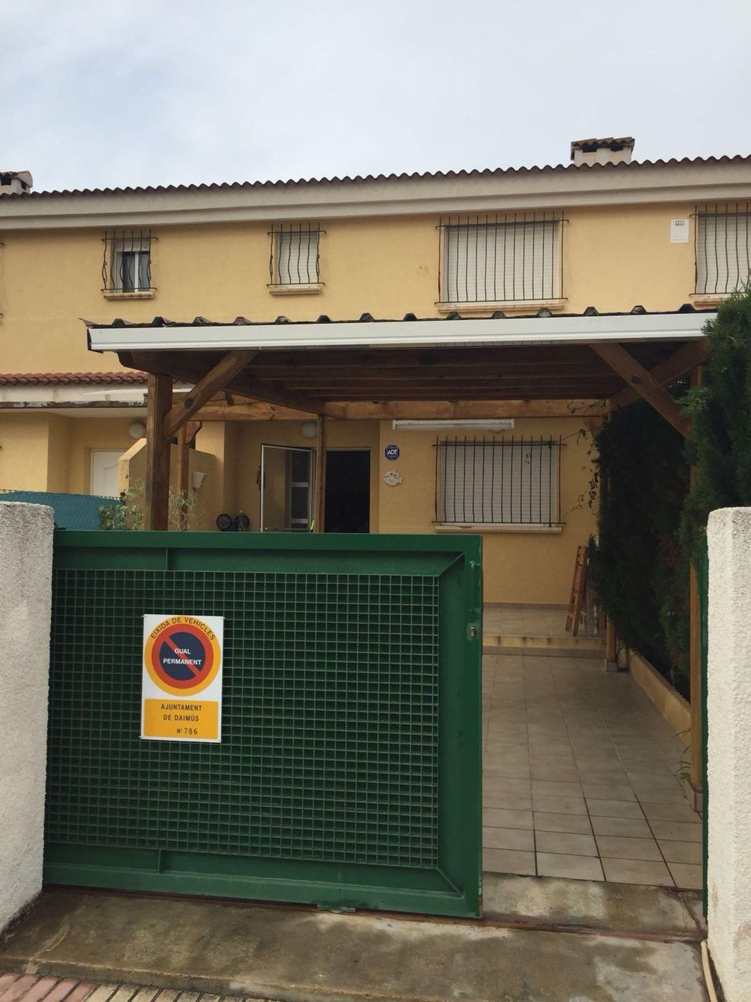 Chalet adosado en Calle Almirante Cervera, 6 - Foto 2
