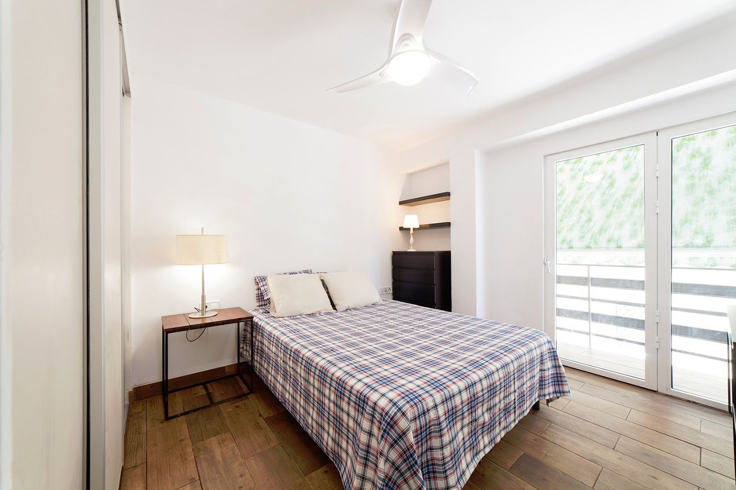 Piso en calle d' Antonio Ponz, 114 - Foto 5