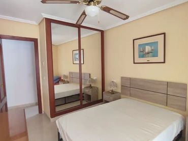 Apartamento en  Avenida del Doctor Orts Llorca 20 - Foto 9