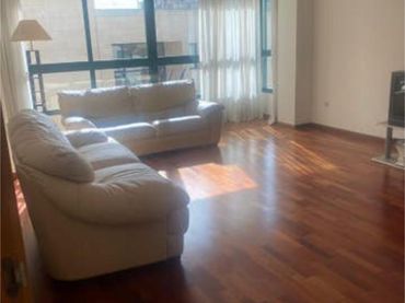 Piso en Juan Carlos I - Foto 3