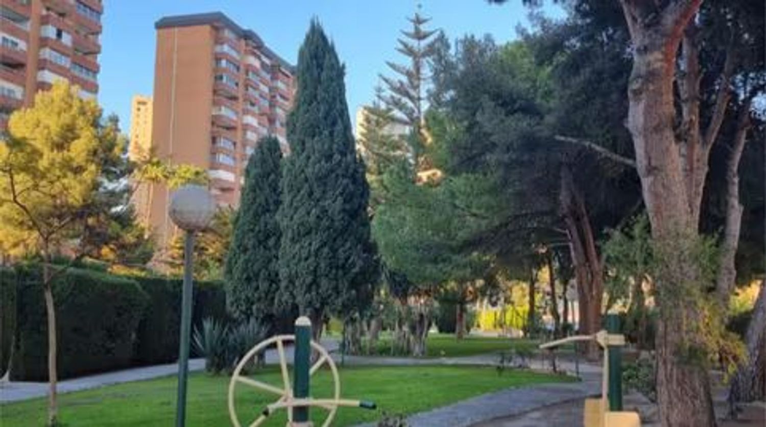 Piso en avenida Marina Baixa, 1 - Foto 1