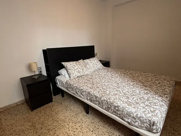 Piso en Calle Salitre - Foto 1