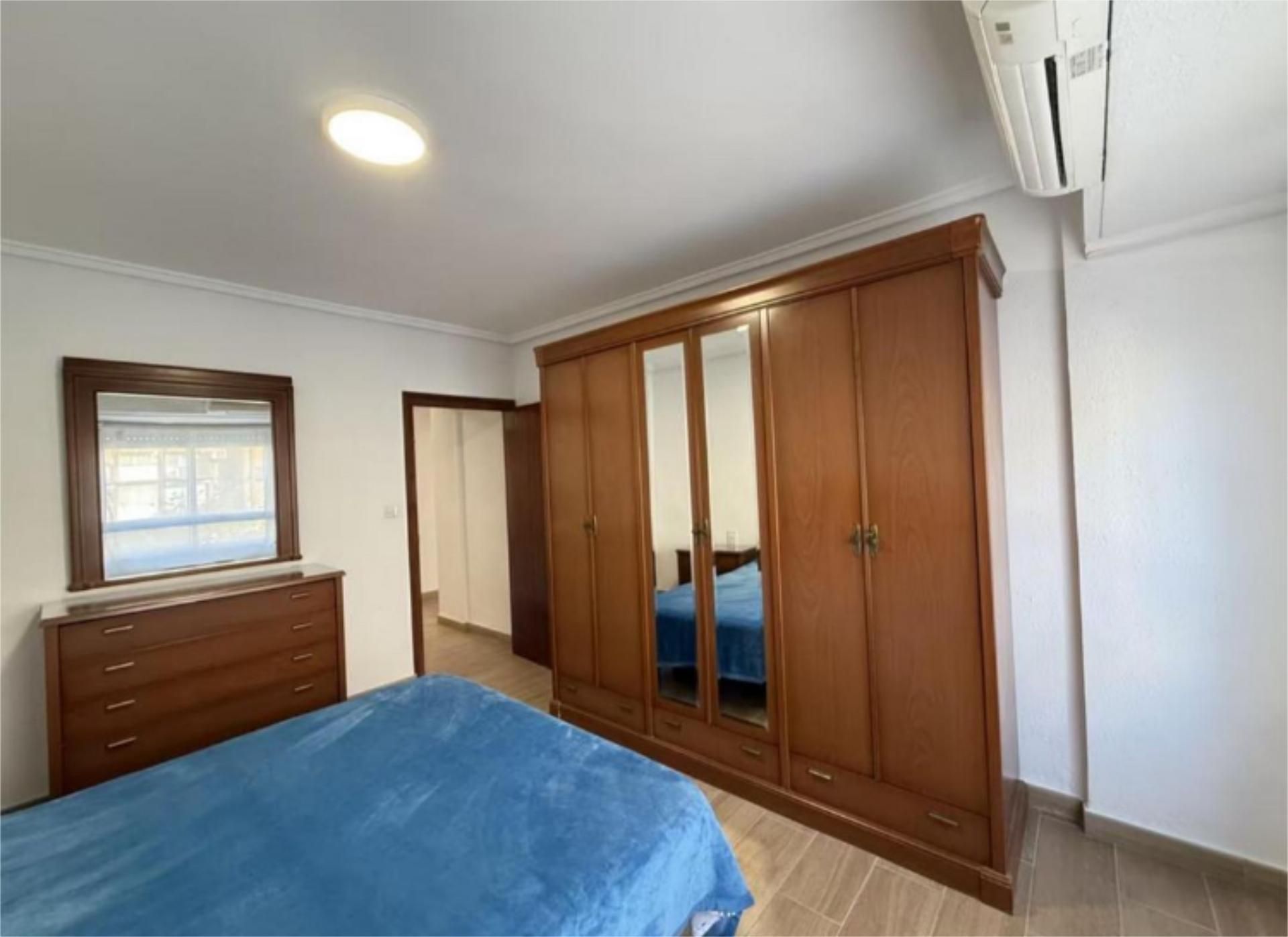 Piso en  Carrer d' Alcàsser 3 - Foto 5