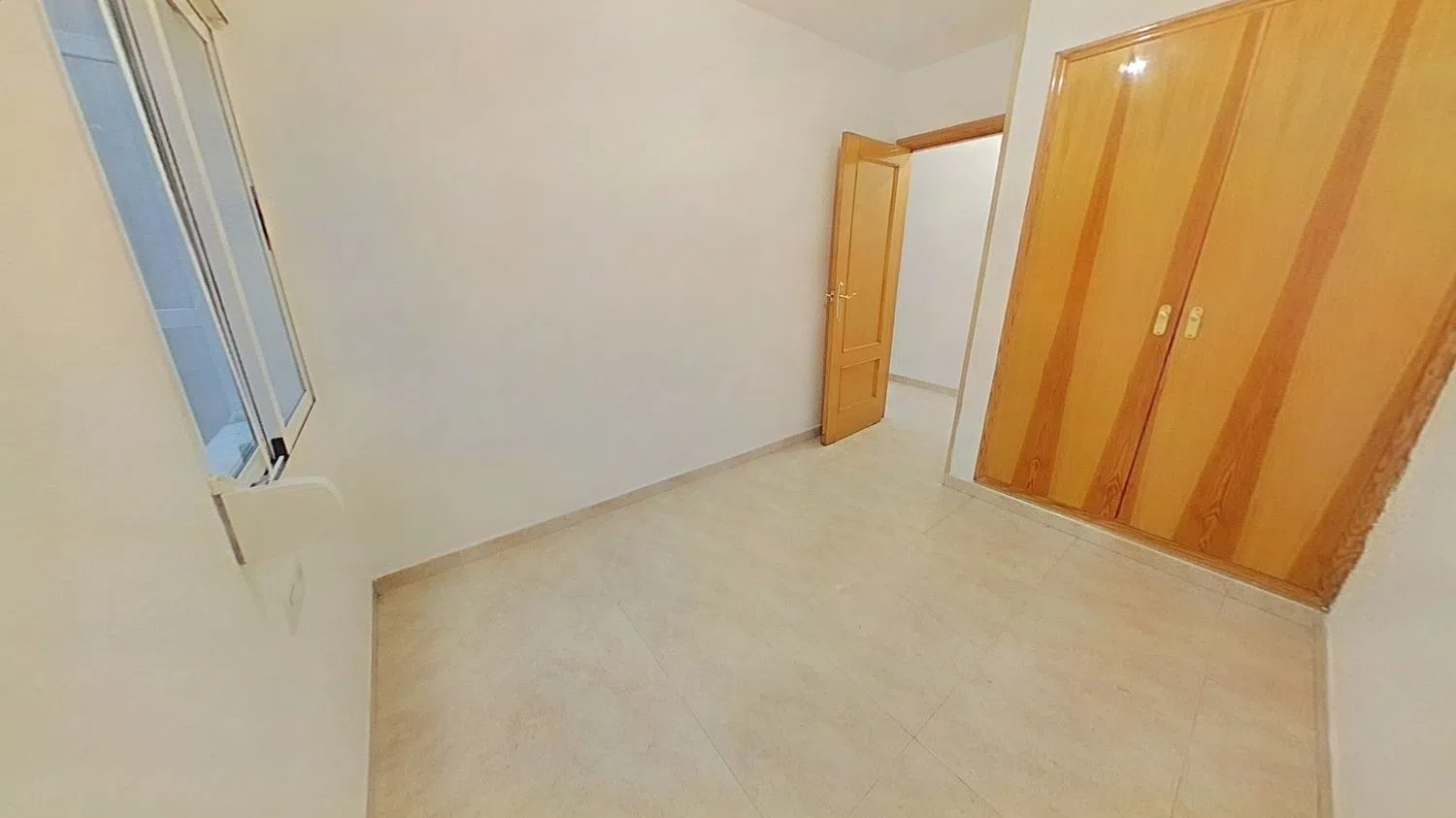 Piso en Barrio Torrefiel - Foto 12