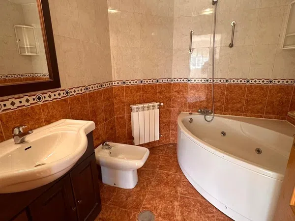 Chalet adosado en Loeches - Foto 9
