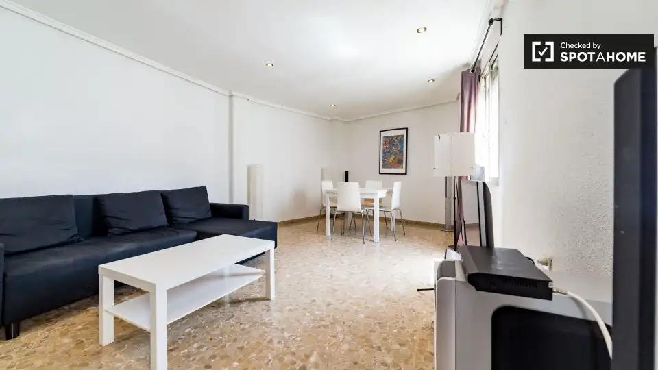 Piso en Xirivella - Foto 4