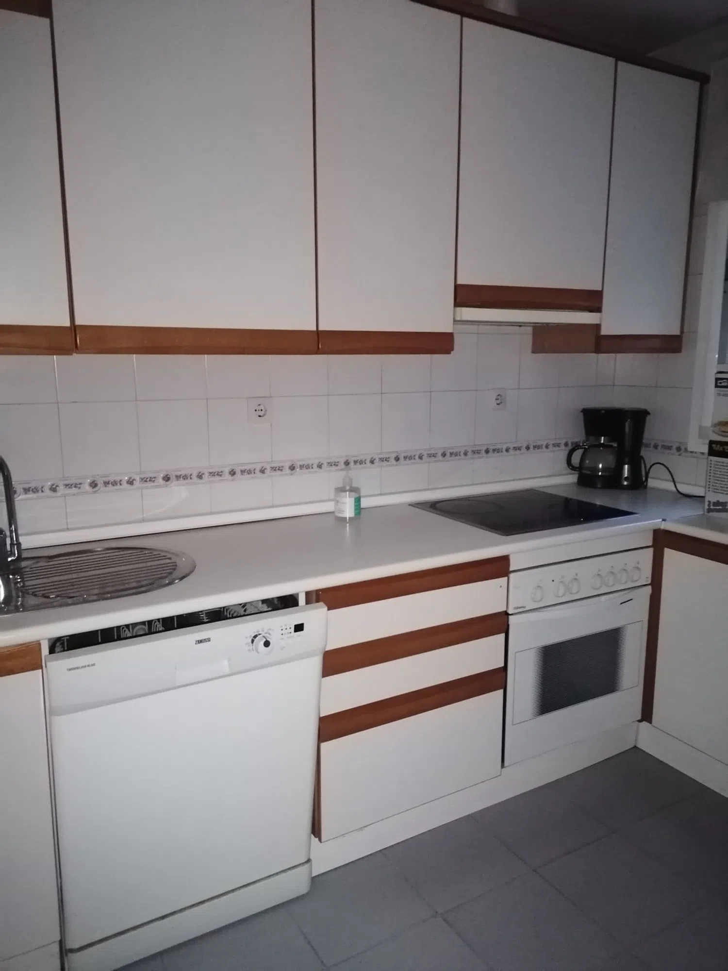 Piso en avenida de Grecia, 35 - Foto 5