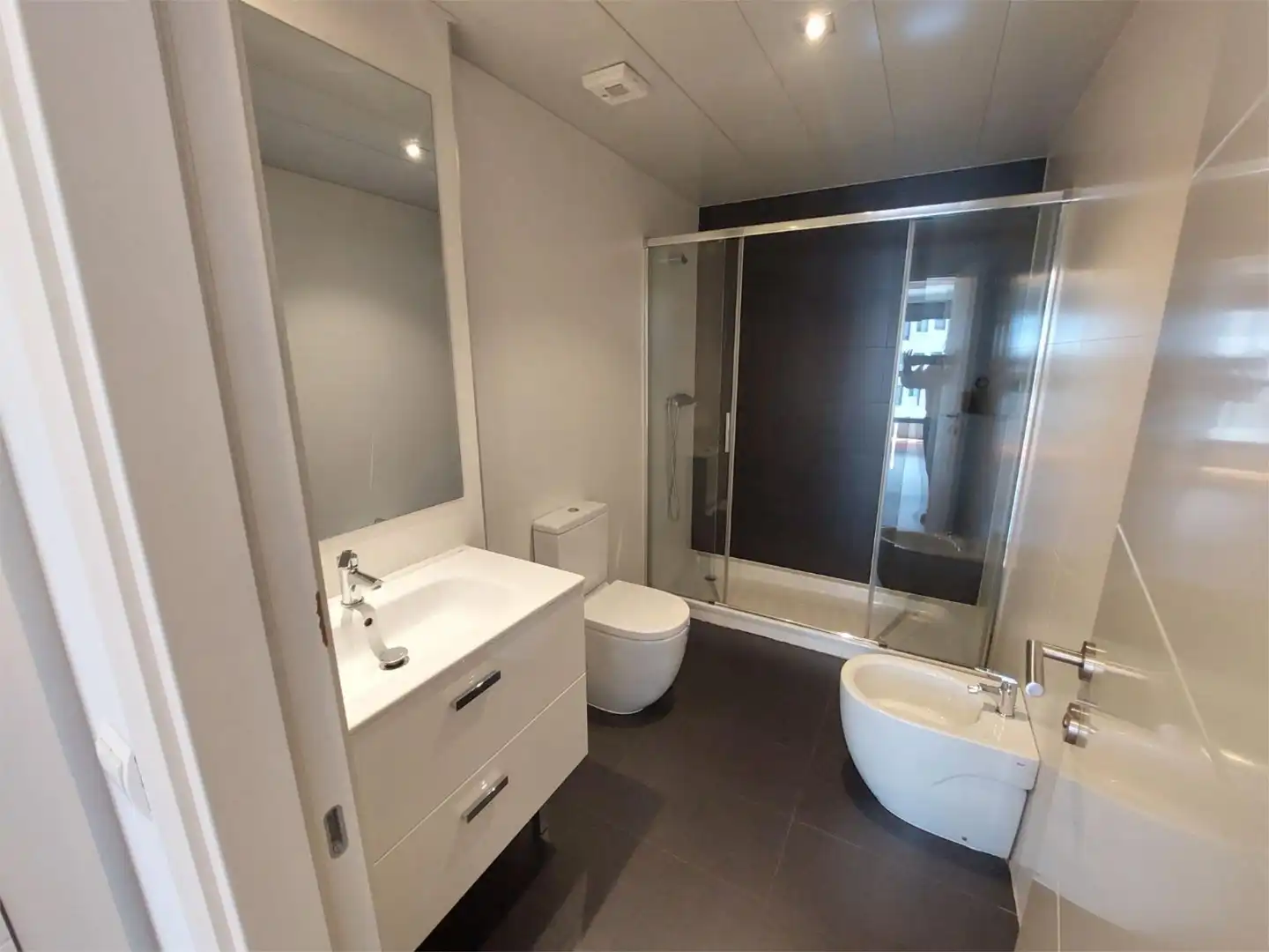 Piso en  Calle de Carlos y Guillermo Fernández Shaw 1 - Foto 17