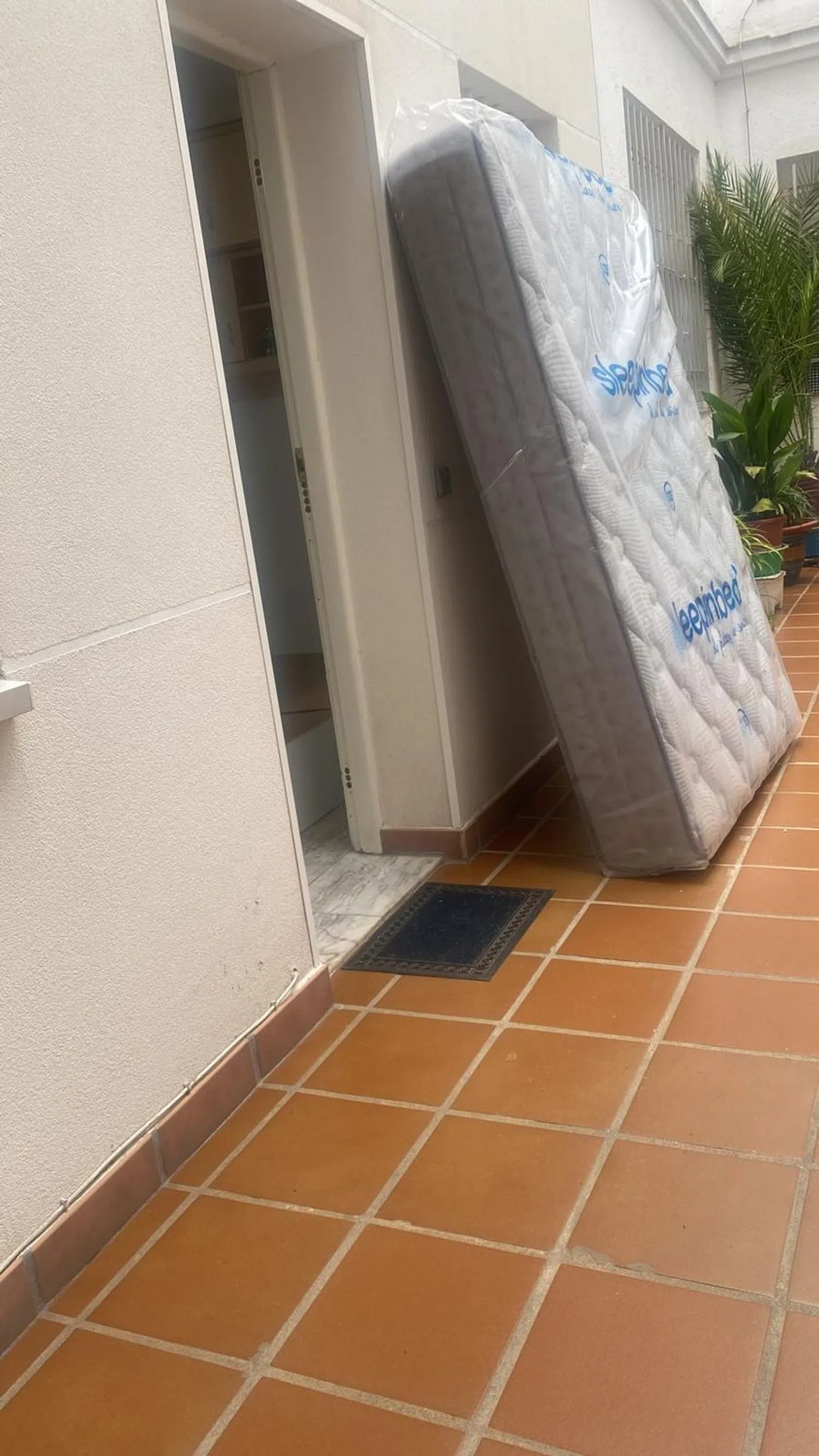 Estudio en calle de San Raimundo, 59 - Foto 1