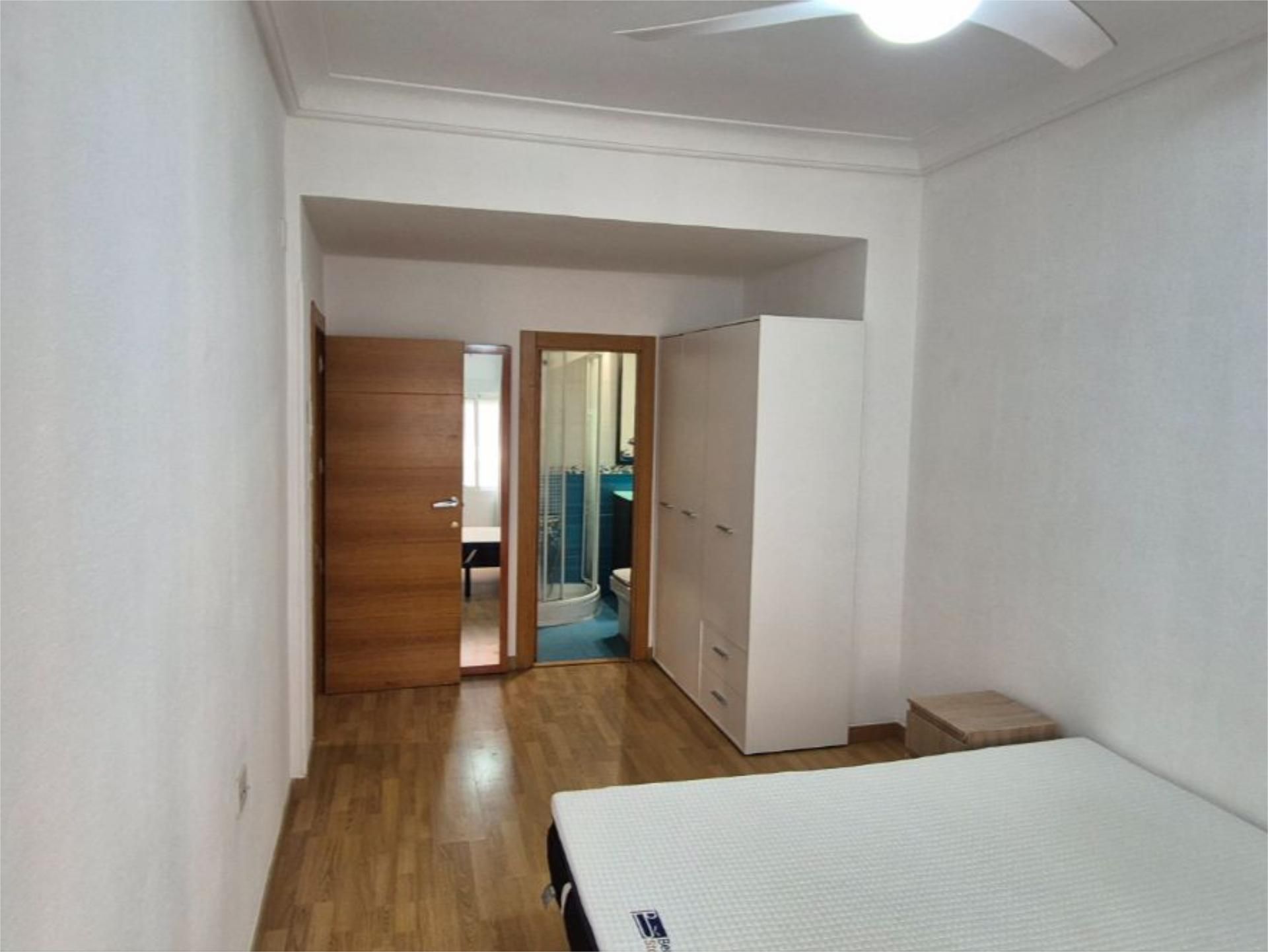 Piso en  Calle Valdés 10 - Foto 16