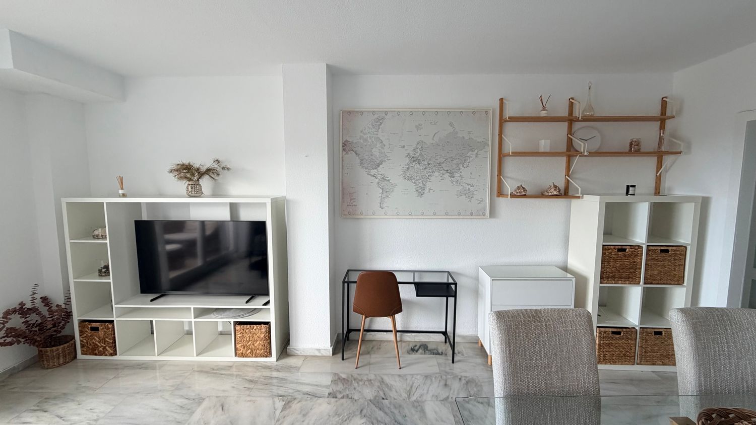 Piso en calle Guzmán el Bueno, 9 - Foto 2