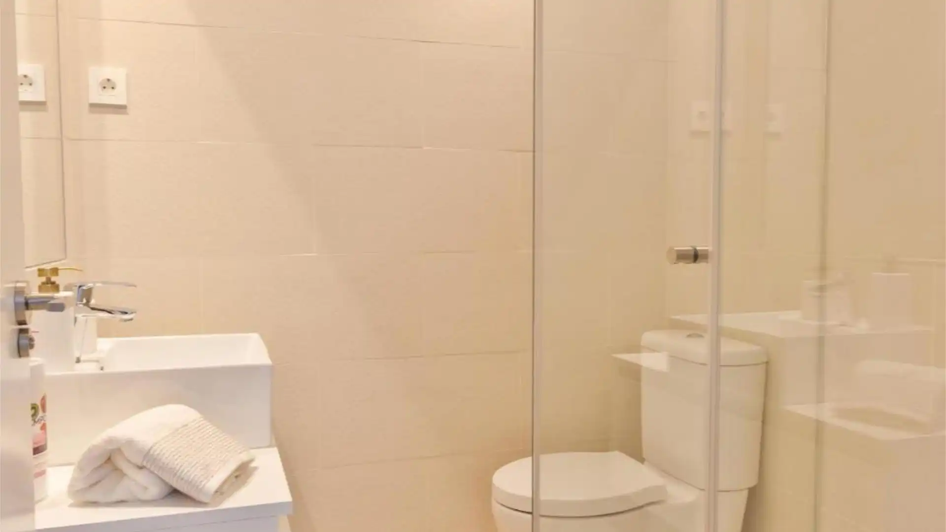 Piso en  Calle Pinsapo 418 - Foto 9