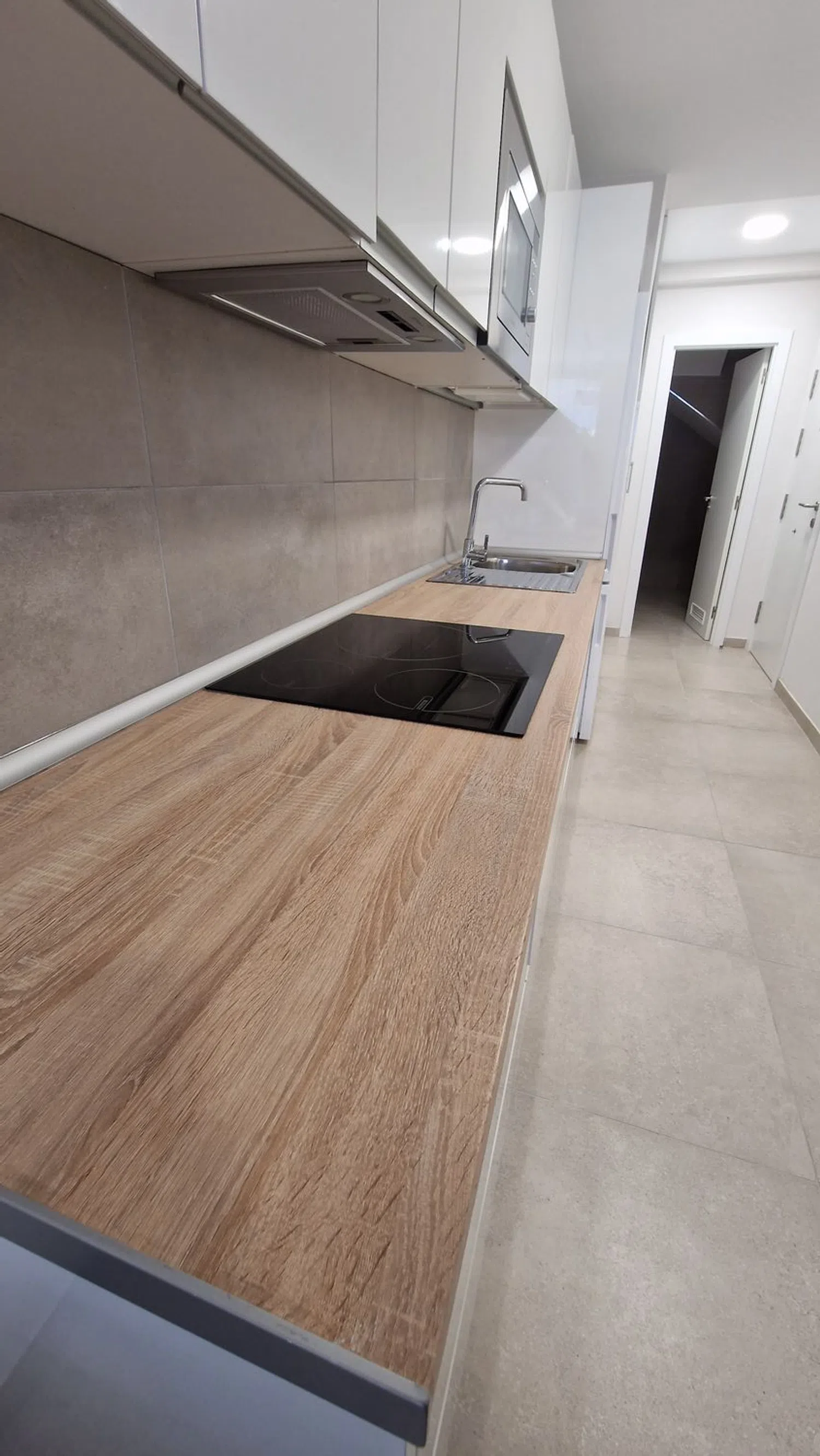 Estudio en calle Santiago Cazorla Leon Historiador, 22 - Foto 5