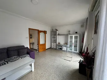 Piso en  Carrer Doctor Gregorio Marañón 48 - Foto 4