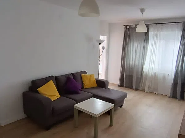 Piso en Barrio Pinar del Rey