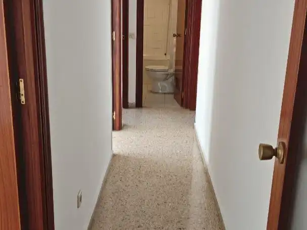 Piso en  Avenida de Kansas City 45 - Foto 6