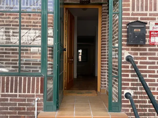 Chalet adosado en calle Playa de la Concha, 25 - Foto 2