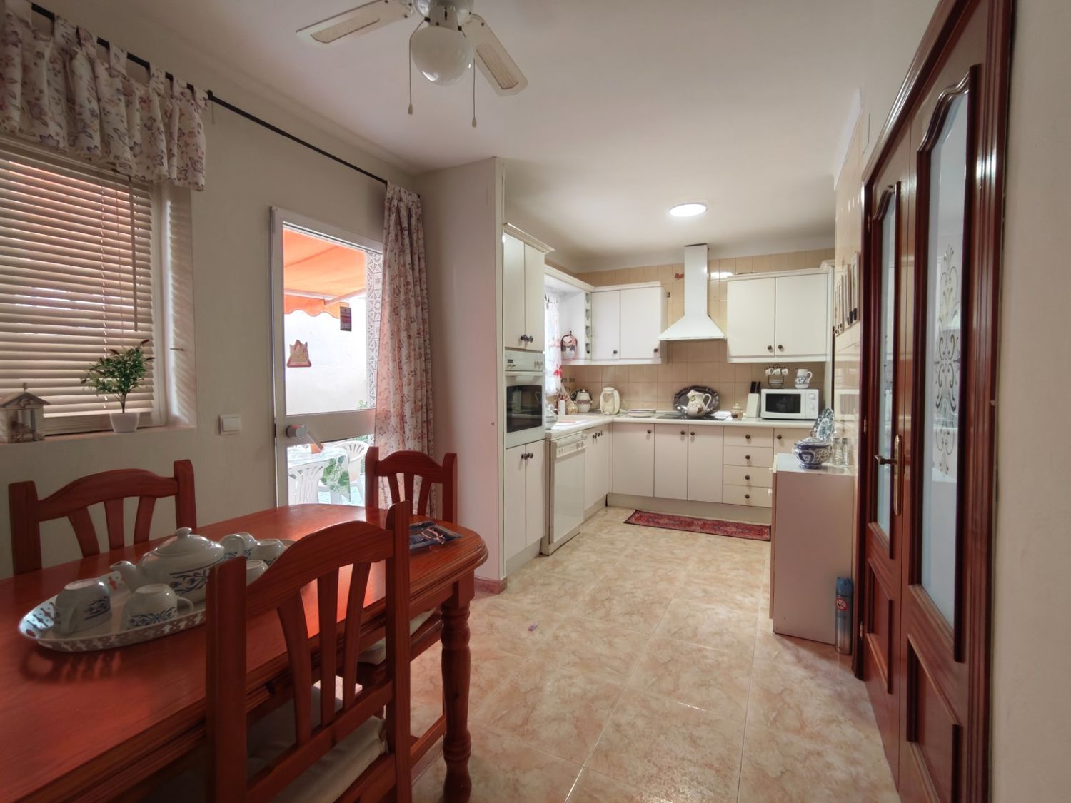 Chalet adosado en Calle Preste Juan de Las Indias, 13, El Cuartón - Heliomar - Foto 4