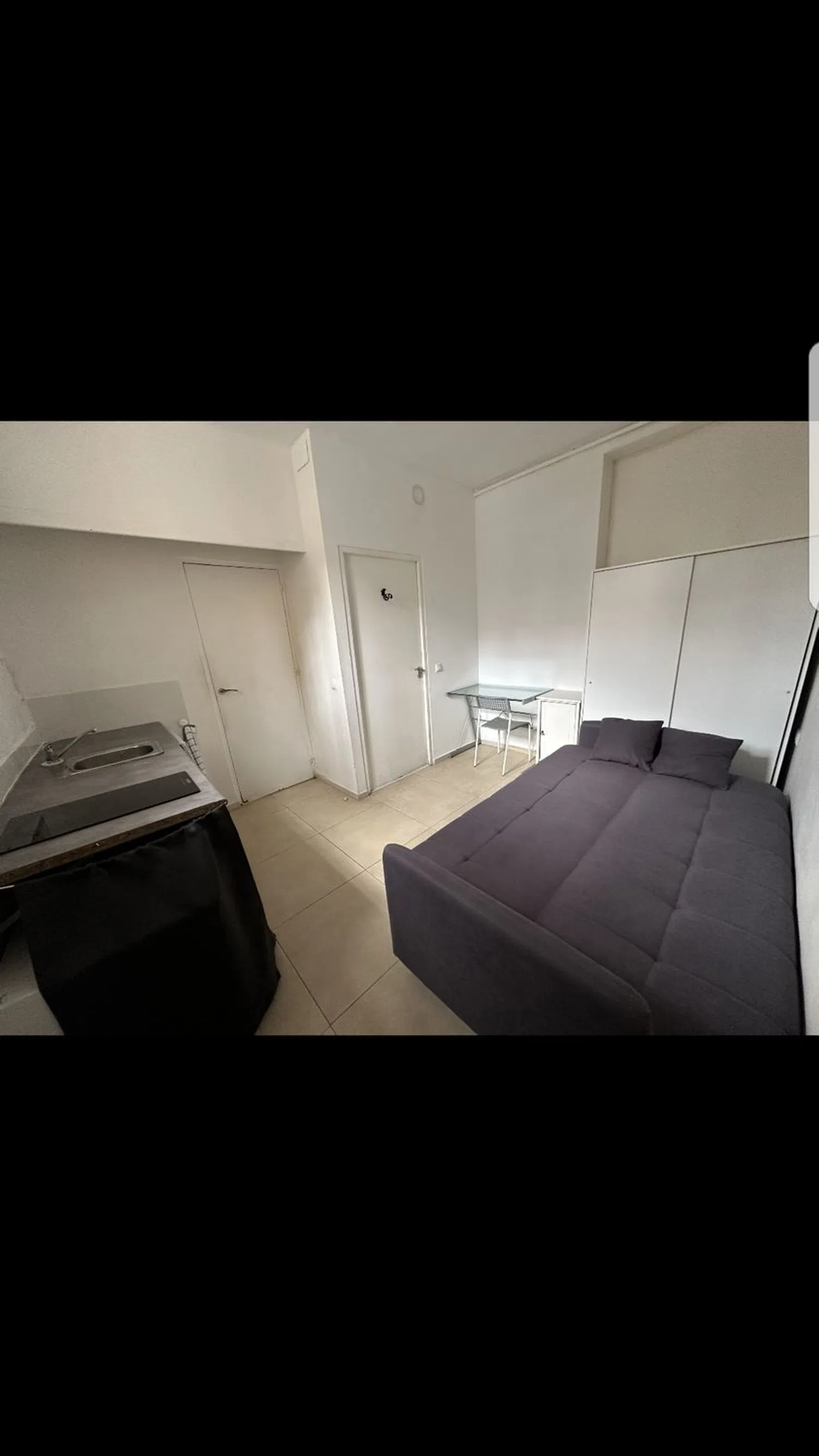 Estudio en calle de Pau Alsina, 138 - Foto 4