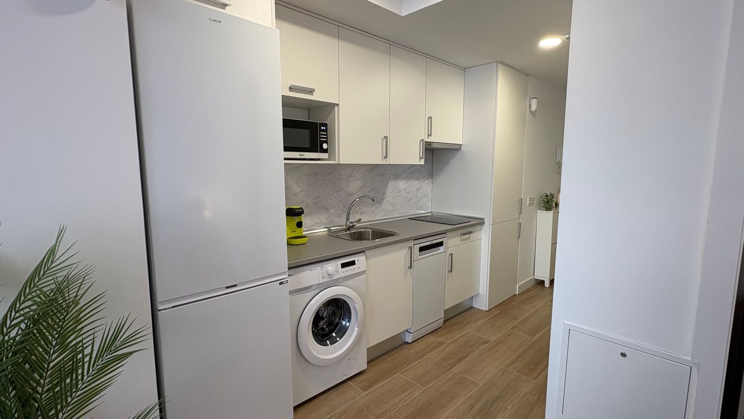 Estudio en Barrio Valdeacederas - Foto 2