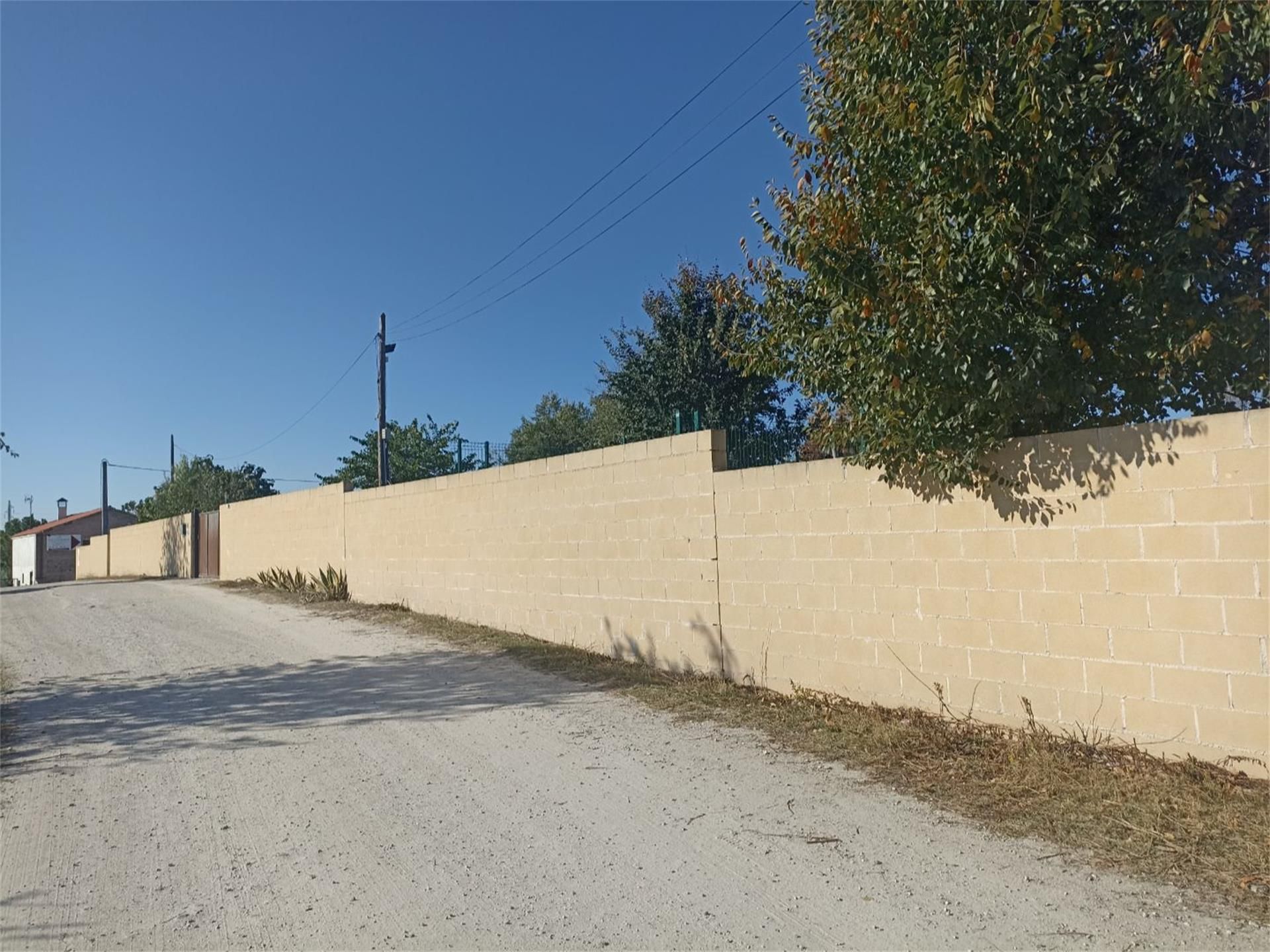 Finca rústica en  Camino del Sotillo Fuencarral