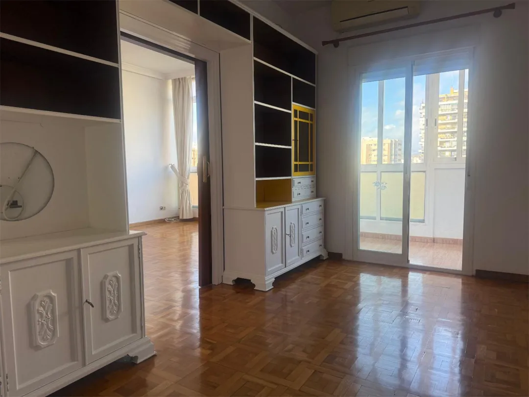 Piso en  Avenida de Andalucía 9 - Foto 1