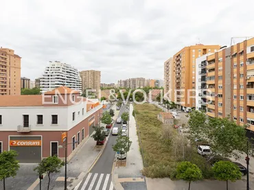 Piso en  Carrer d'Emili Baró - Foto 11