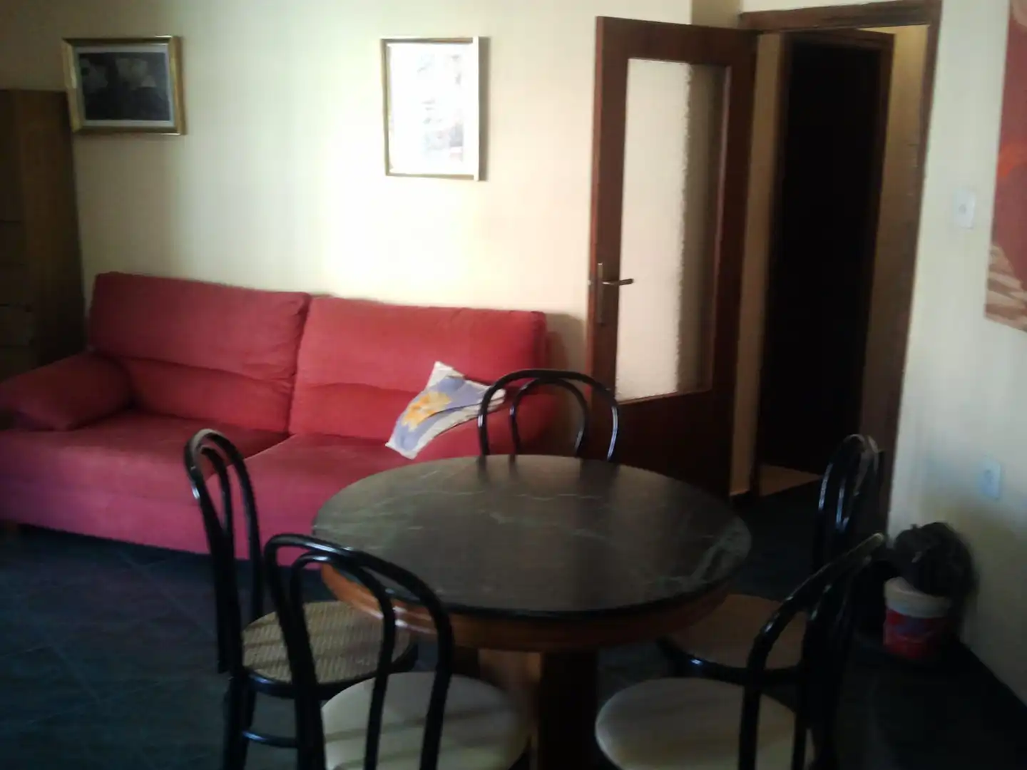 Piso en  Carrer d'Albocàsser - Foto 2