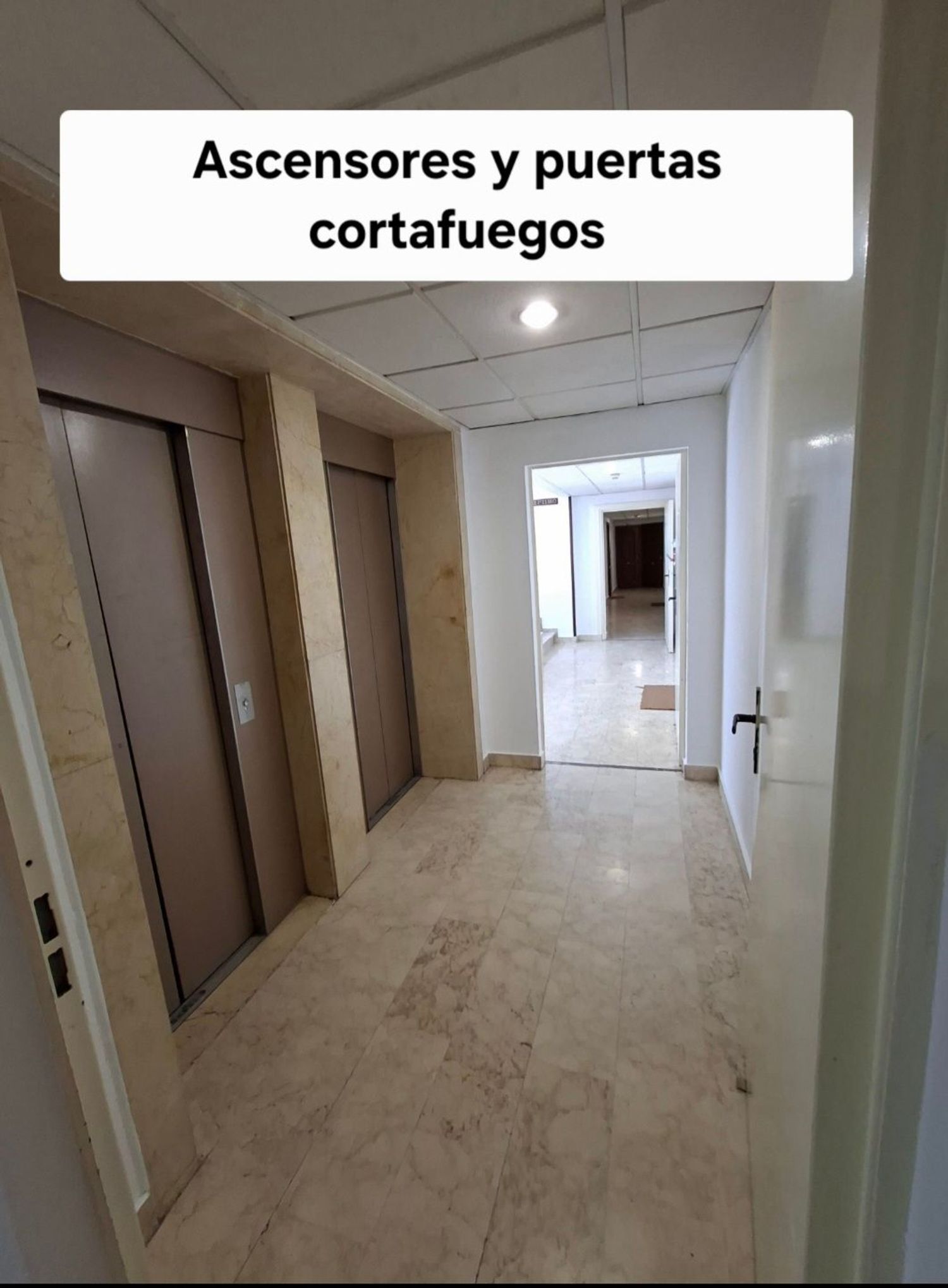 Estudio en Avenida Presidente Adolfo Suárez, 26, Asunción - Adolfo Suárez - Foto 7