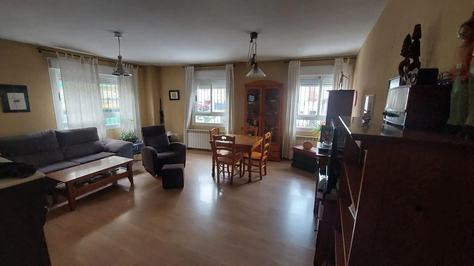 Piso en  Calle Reñidero de Gallos 9 - Foto 2