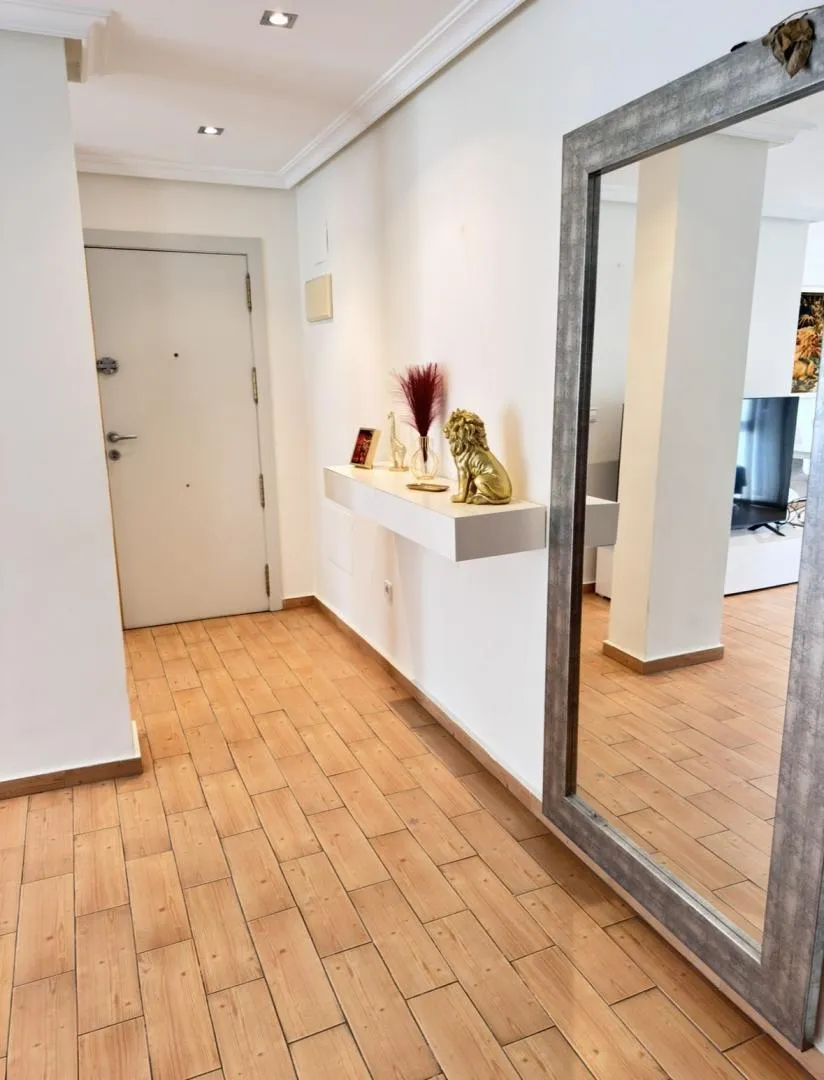 Piso en  Carrer Cayetano Martínez 10 - Foto 4