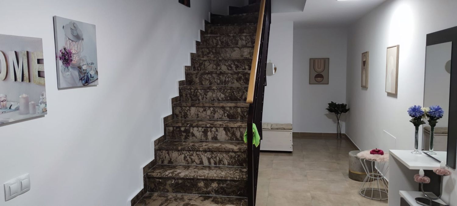 Chalet adosado en Calle Pintor Antonio Valdes, 28, Camino Algarrobo - Las Arenas - Foto 30