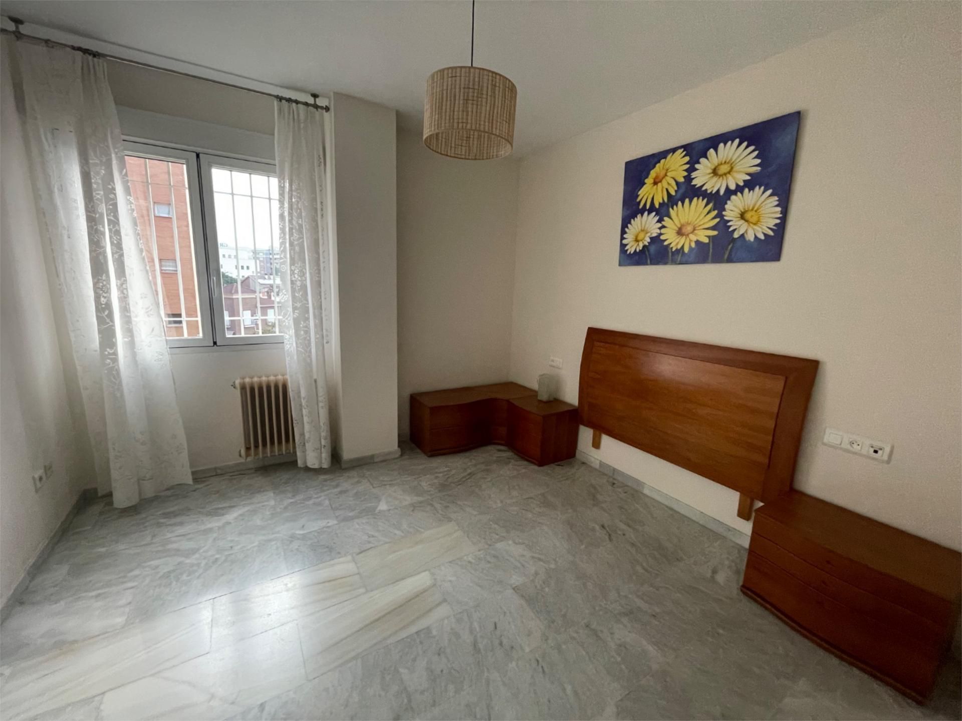 Piso en  Calle Periodista José María Carulla 8 - Foto 13