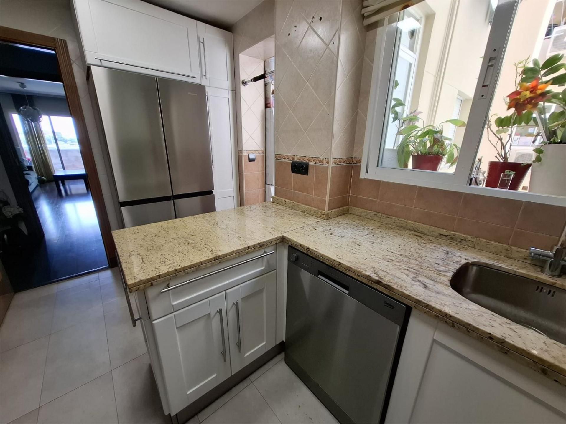 Piso en  Avenida del Doctor Manuel Domínguez 10 - Foto 9