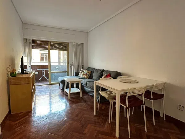 Piso en Calle de Martín de los Heros, 45, Argüelles - Foto 1
