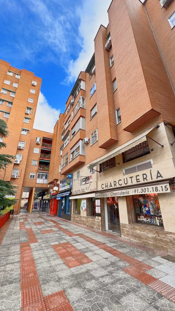 Piso en  Plaza de Pau Casals 8 - Foto 27