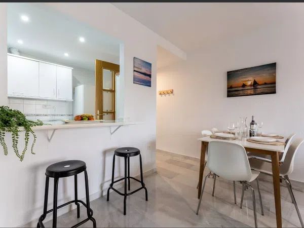 Piso en avenida Cervantes, 122 - Foto 2