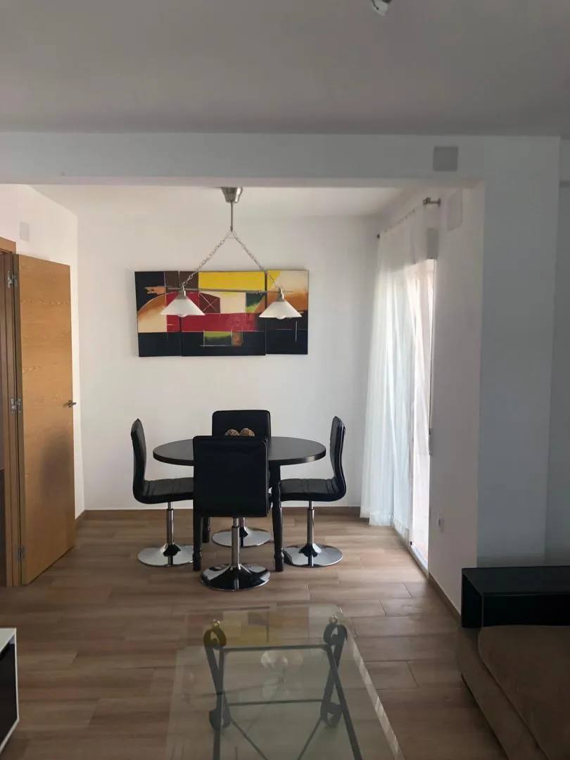 Piso en  Carrer Pere Joan Perpinyà 82 - Foto 2